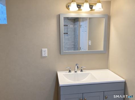 77 Simsbury Street Waterbury CT 06704