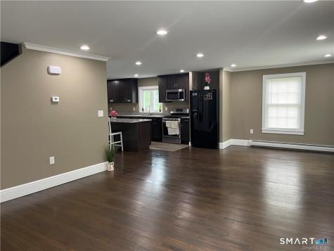 77 Simsbury Street Waterbury CT 06704