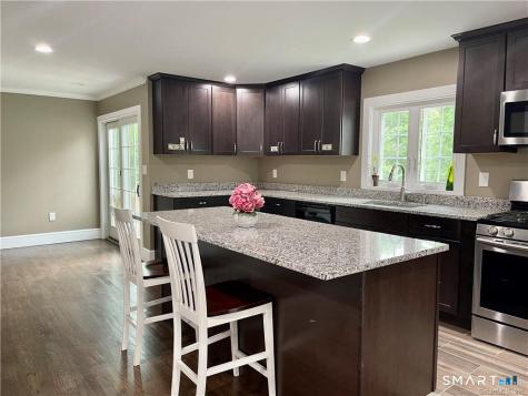 77 Simsbury Street Waterbury CT 06704