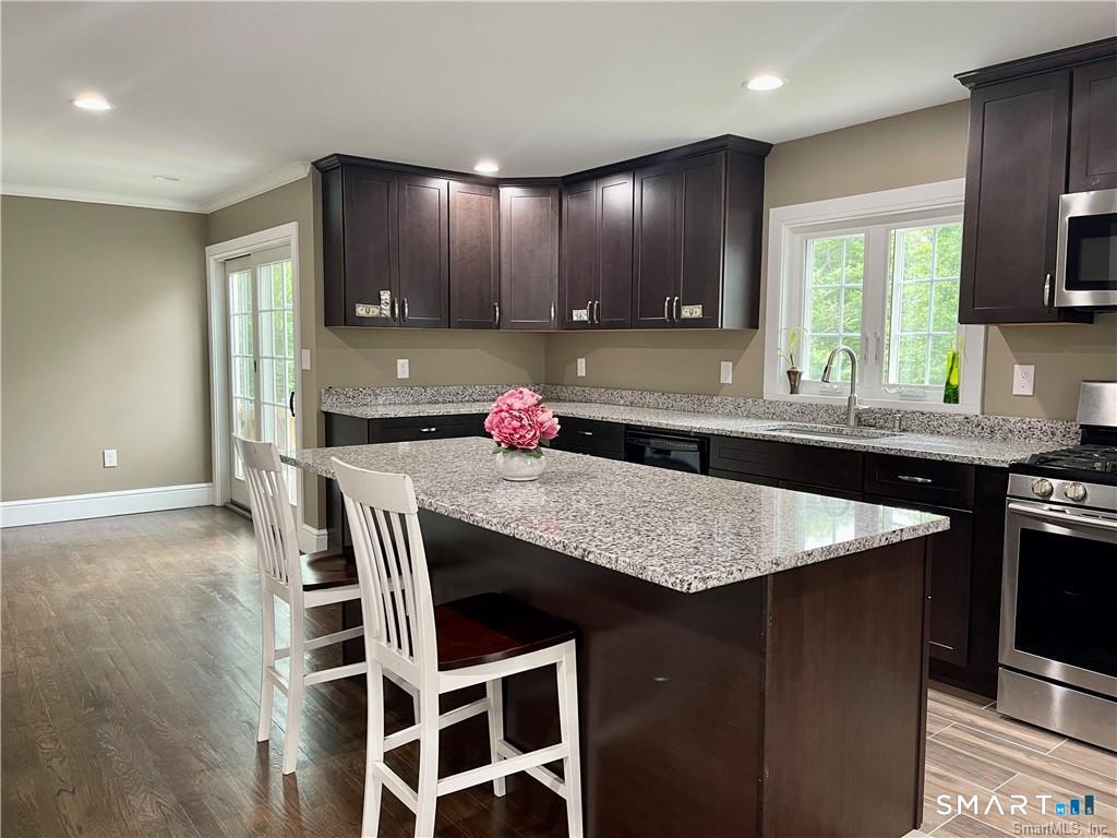 77 Simsbury Street Waterbury CT 06704