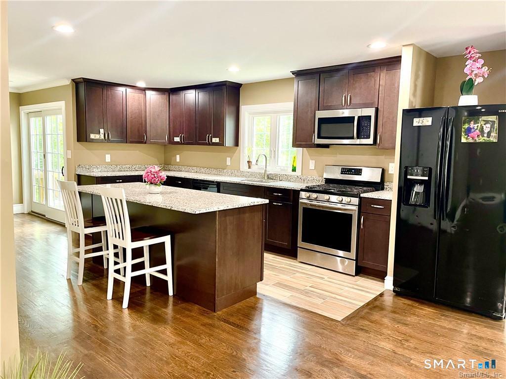 77 Simsbury Street Waterbury CT 06704