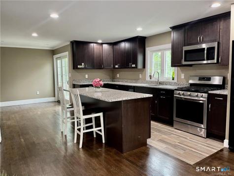 77 Simsbury Street Waterbury CT 06704