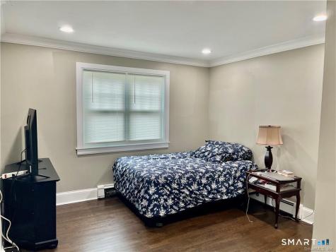 77 Simsbury Street Waterbury CT 06704