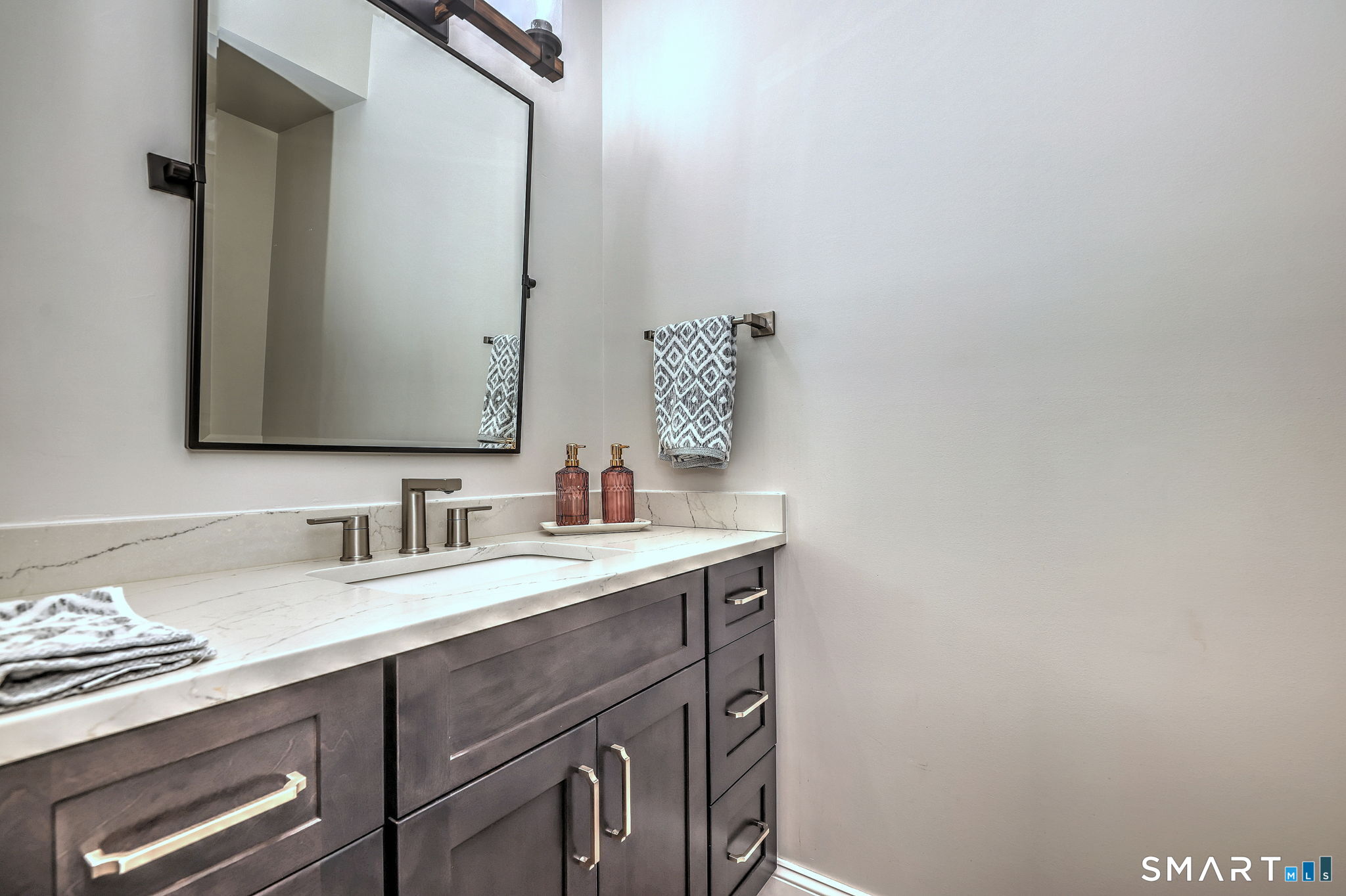 72 Westport Place Milford CT 06461