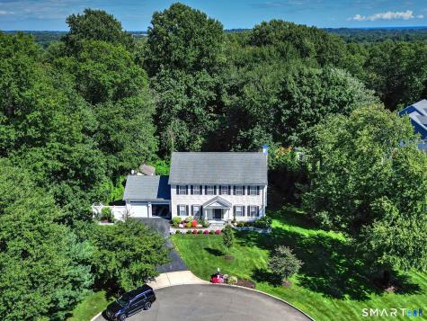 72 Westport Place Milford CT 06461