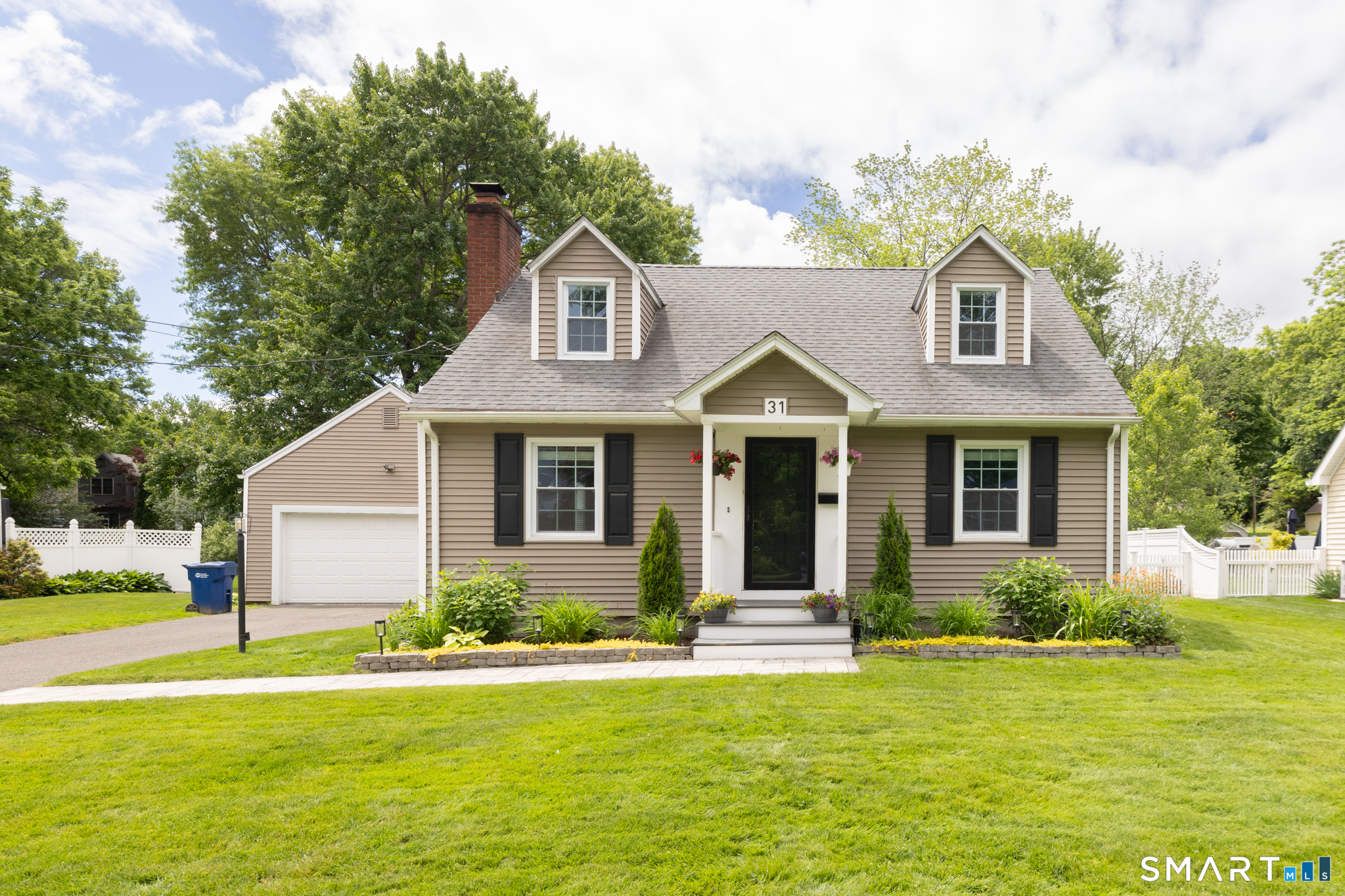 31 Ridgewood Road Windsor CT 06095