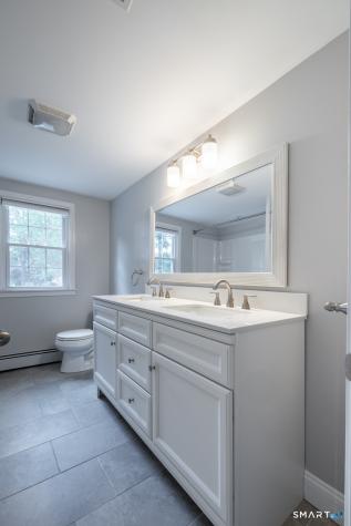31 Ridgewood Road Windsor CT 06095