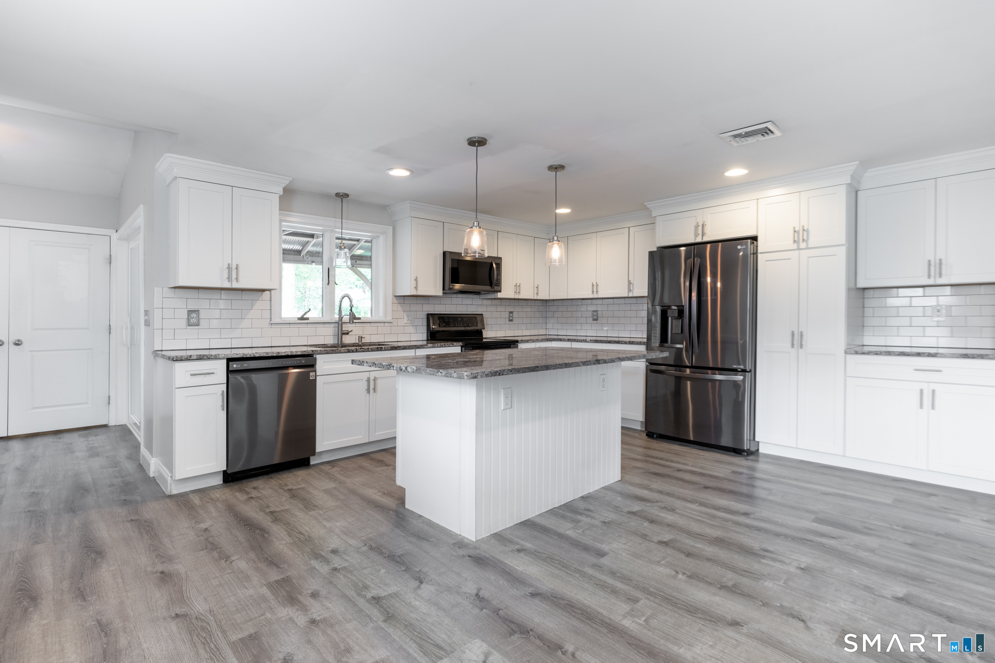 31 Ridgewood Road Windsor CT 06095