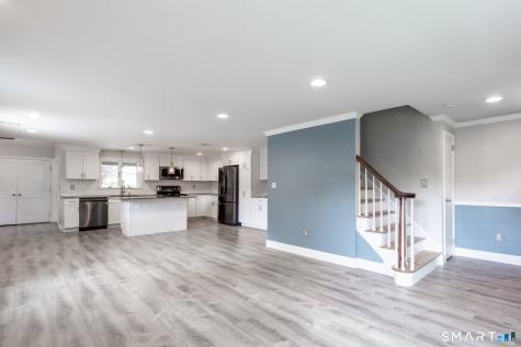 31 Ridgewood Road Windsor CT 06095