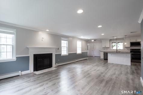 31 Ridgewood Road Windsor CT 06095