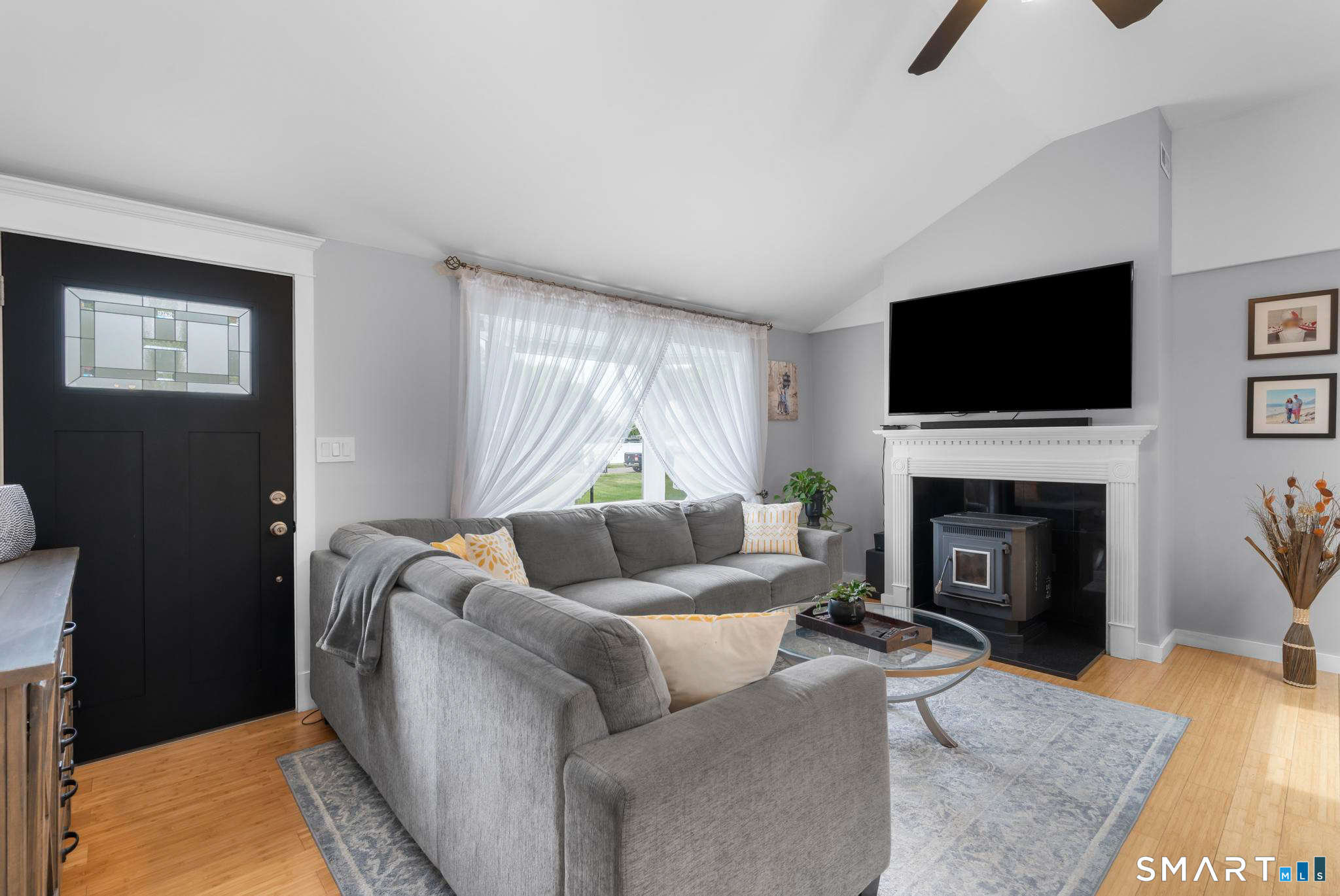 10 Riveredge Court Plainville CT 06062