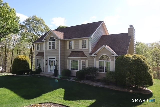 51 Brookfield Road Seymour CT 06483