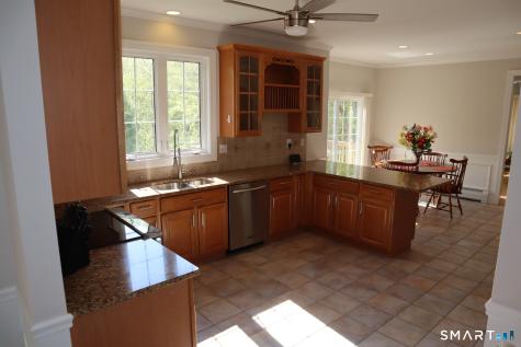 51 Brookfield Road Seymour CT 06483