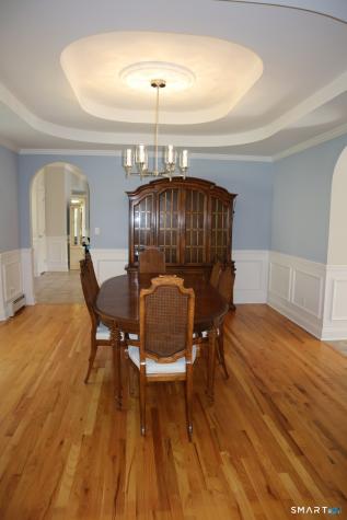 51 Brookfield Road Seymour CT 06483