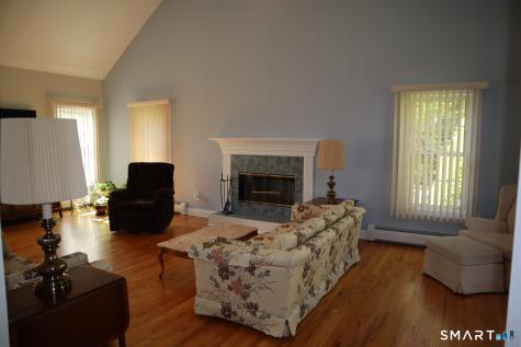 51 Brookfield Road Seymour CT 06483