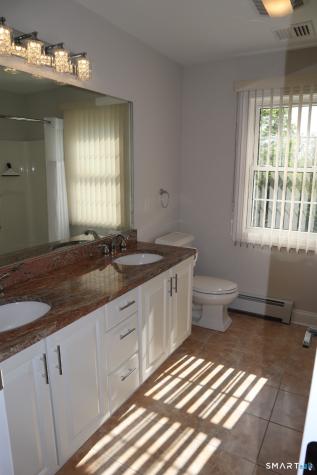 51 Brookfield Road Seymour CT 06483