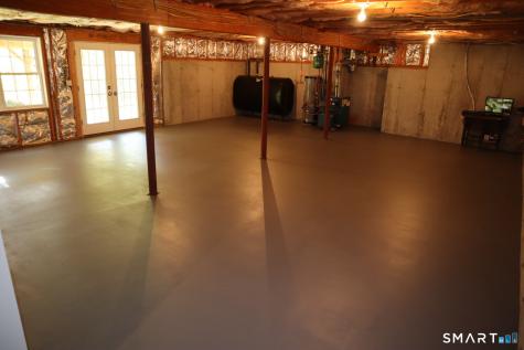 51 Brookfield Road Seymour CT 06483