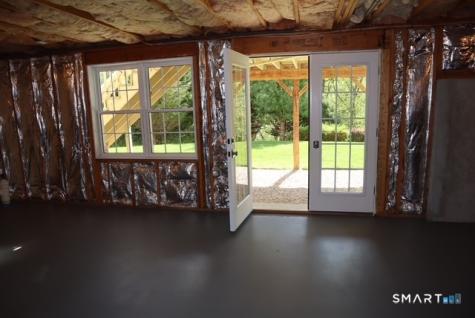 51 Brookfield Road Seymour CT 06483