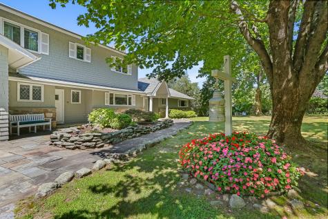 132 Merrimac Drive Trumbull CT 06611