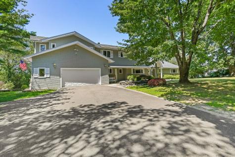 132 Merrimac Drive Trumbull CT 06611