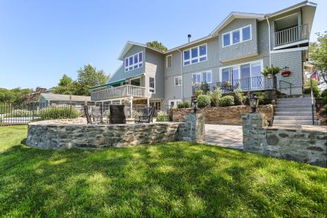 132 Merrimac Drive Trumbull CT 06611