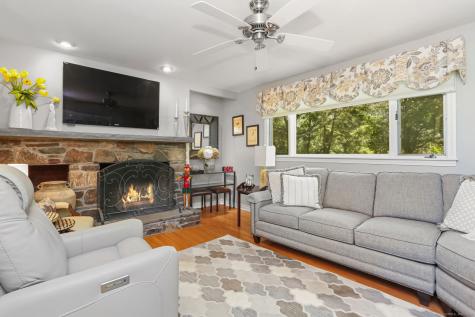 132 Merrimac Drive Trumbull CT 06611
