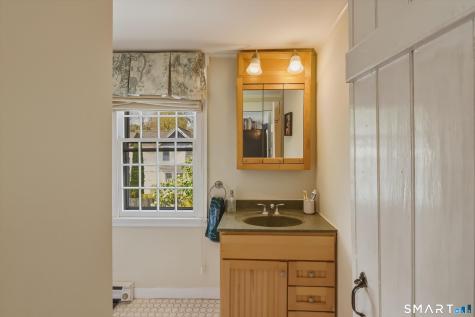 48 State Street Guilford CT 06437
