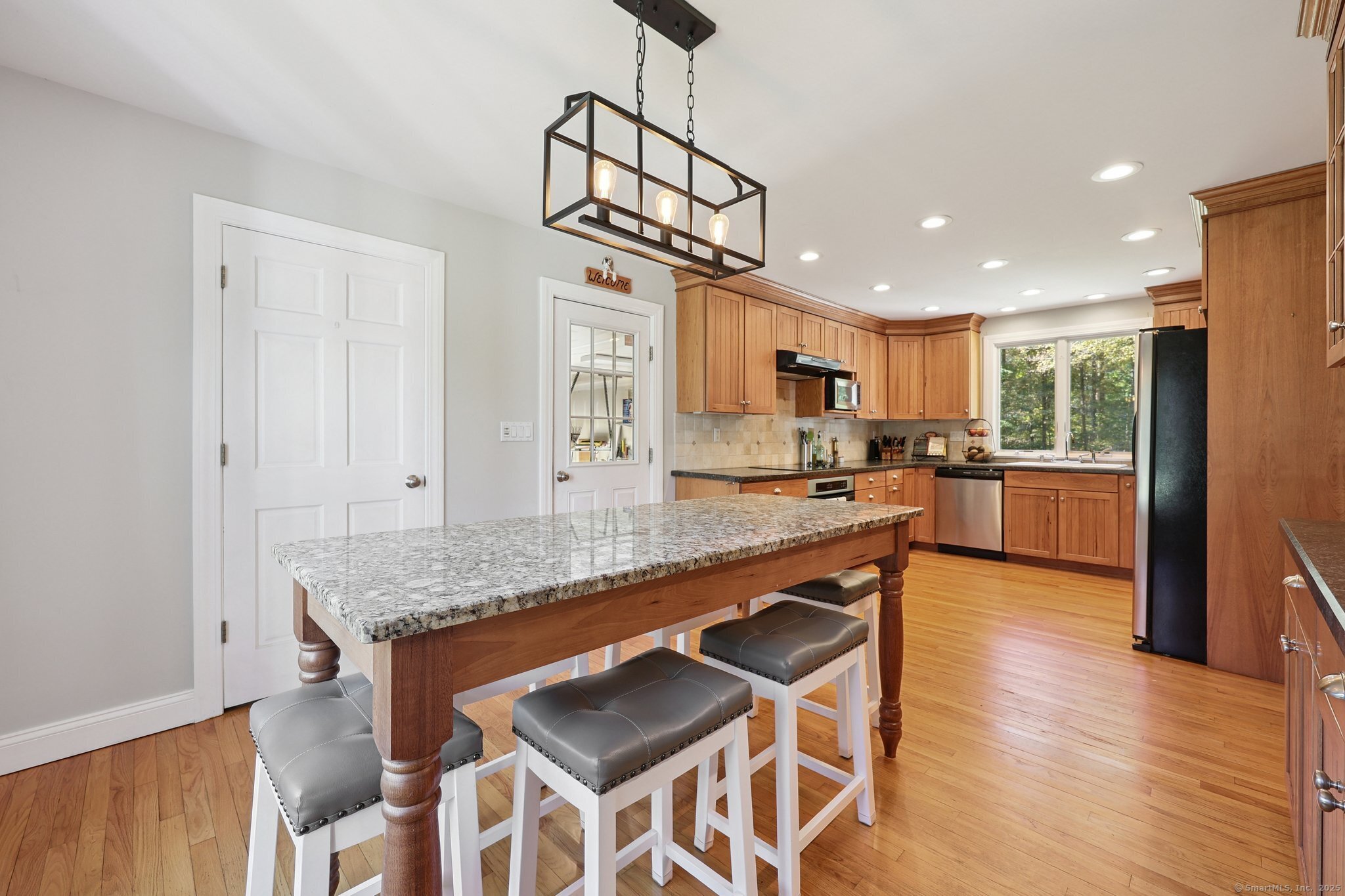 10 Buckboard Ridge Bethel CT 06801