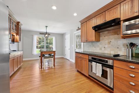 10 Buckboard Ridge Bethel CT 06801