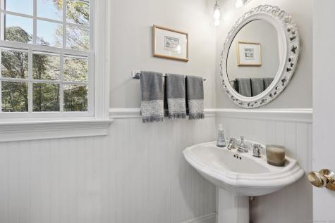 10 Buckboard Ridge Bethel CT 06801