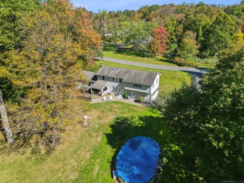 10 Buckboard Ridge Bethel CT 06801