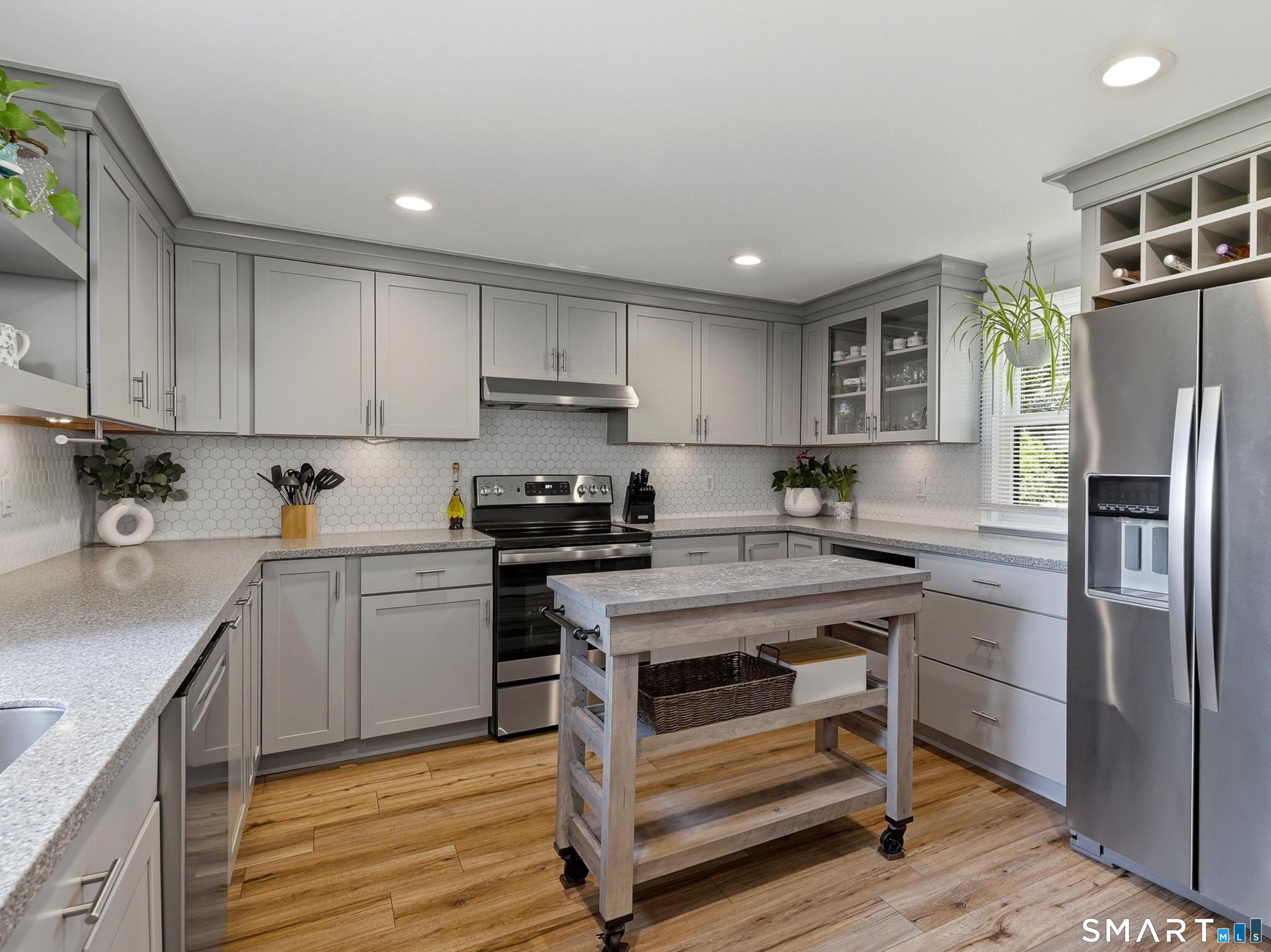 65 Knollwood Drive Old Saybrook CT 06475