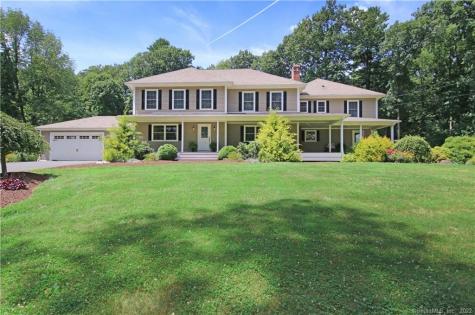 90 Holcomb Street East Granby CT 06026