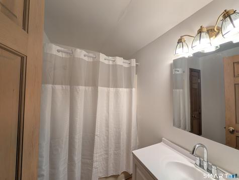 33 Murphys Lane Shelton CT 06484