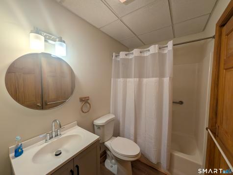 33 Murphys Lane Shelton CT 06484