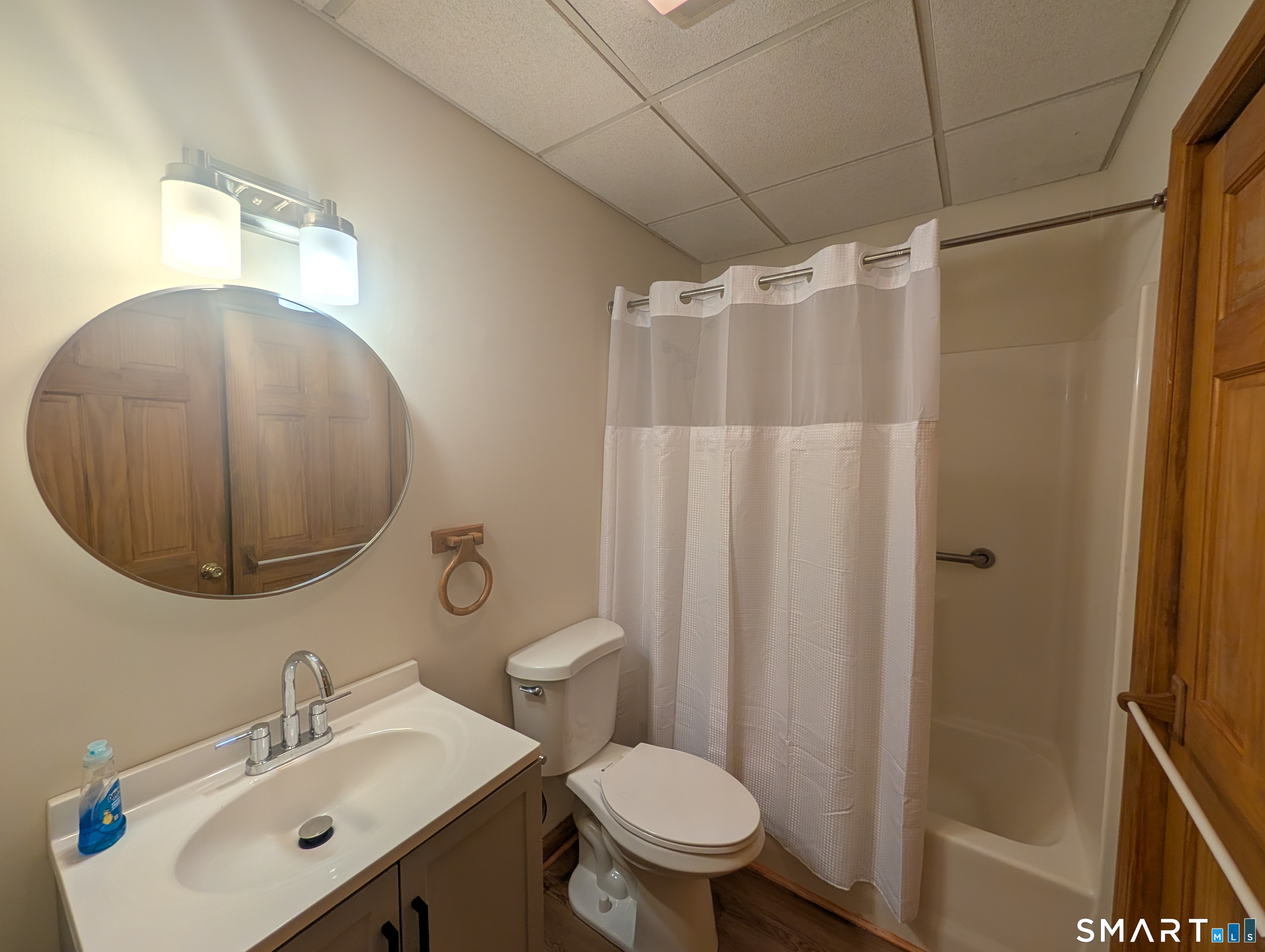 33 Murphys Lane Shelton CT 06484
