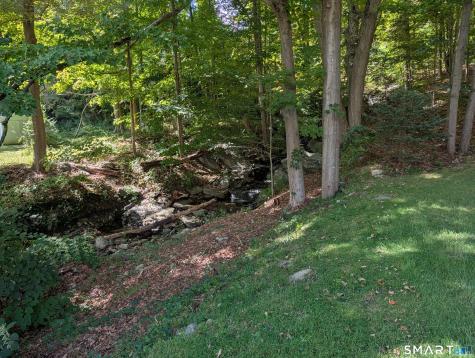33 Murphys Lane Shelton CT 06484