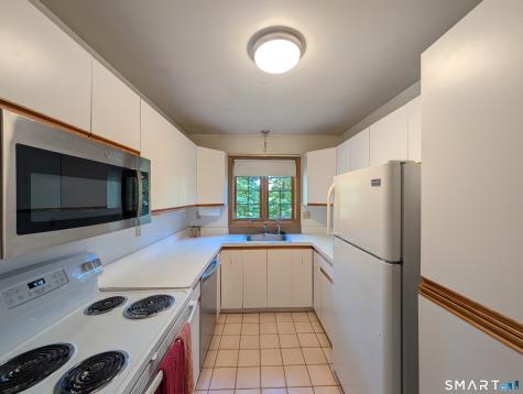 33 Murphys Lane Shelton CT 06484