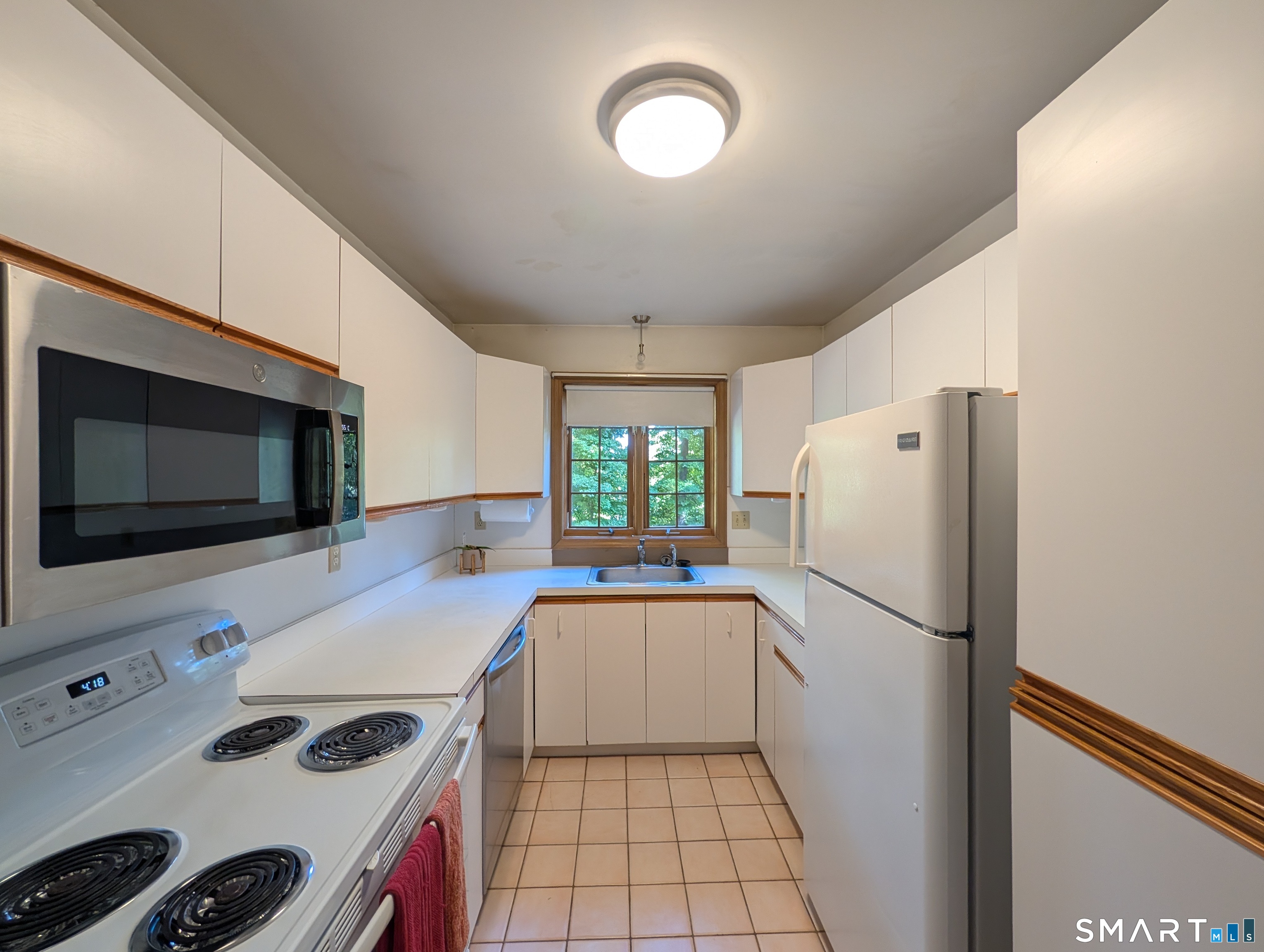 33 Murphys Lane Shelton CT 06484