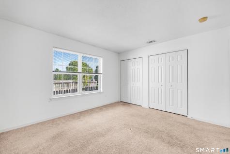 126 Rolling Green Middletown CT 06457