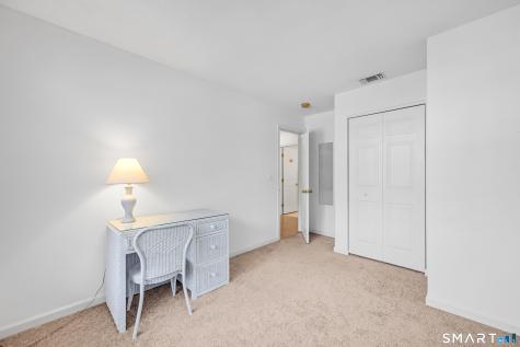 126 Rolling Green Middletown CT 06457