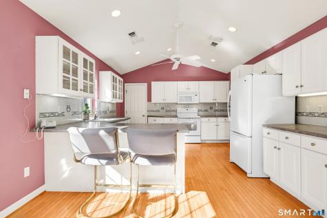 126 Rolling Green Middletown CT 06457