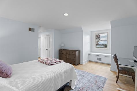 4 East Neck Road Stonington CT 06378