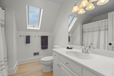 4 East Neck Road Stonington CT 06378