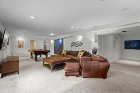 4 East Neck Road Stonington CT 06378