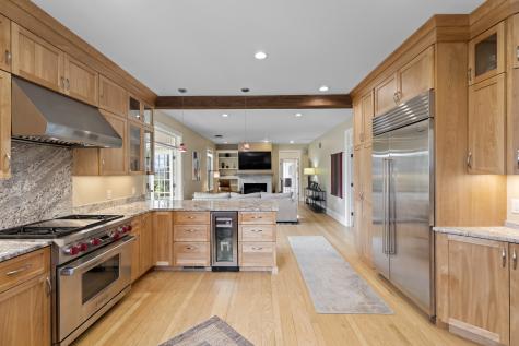 4 East Neck Road Stonington CT 06378