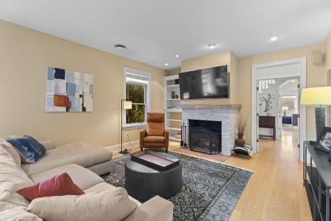 4 East Neck Road Stonington CT 06378