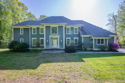 34 Hunters Crossing Burlington CT 06013