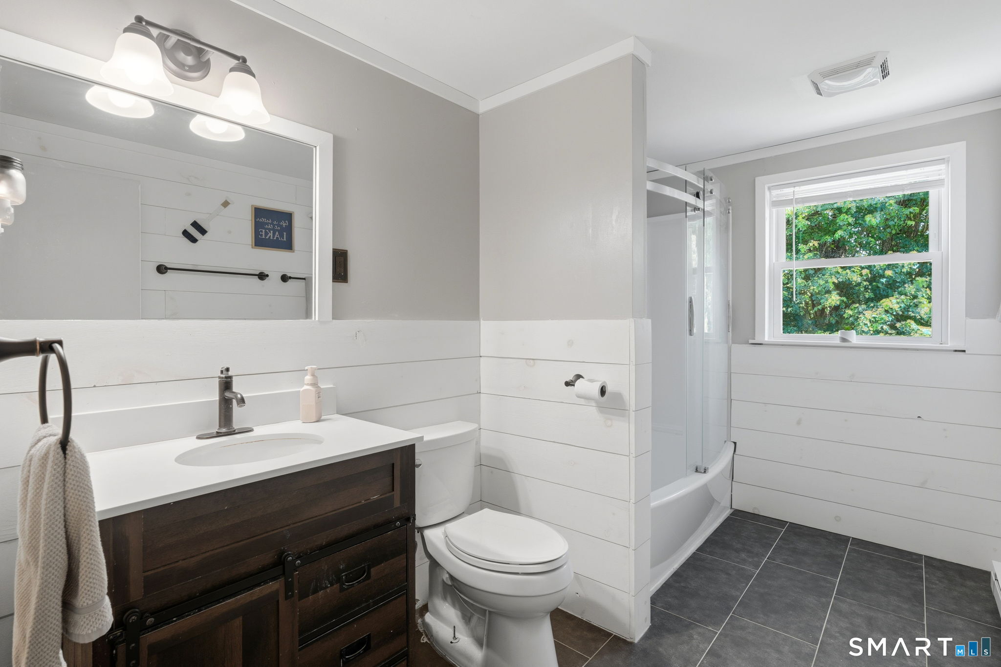 10 Lynn Drive Preston CT 06365