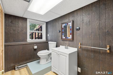 10 Lynn Drive Preston CT 06365